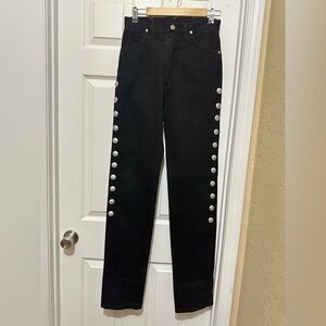 Vintage Wrangler Women’s Sz 7X36 Button Detailing  Made In USA.